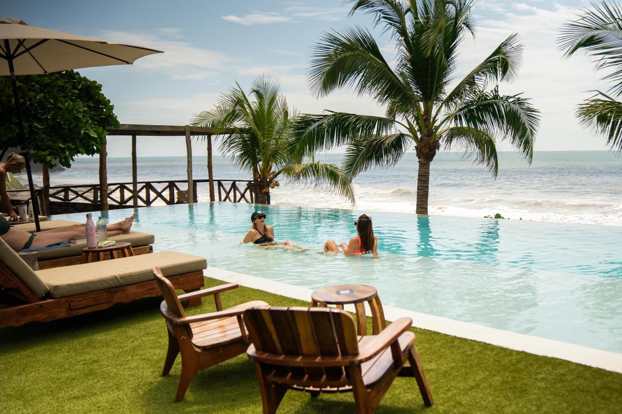 Puro Surf Hotel Эль-Сонте Экстерьер фото
